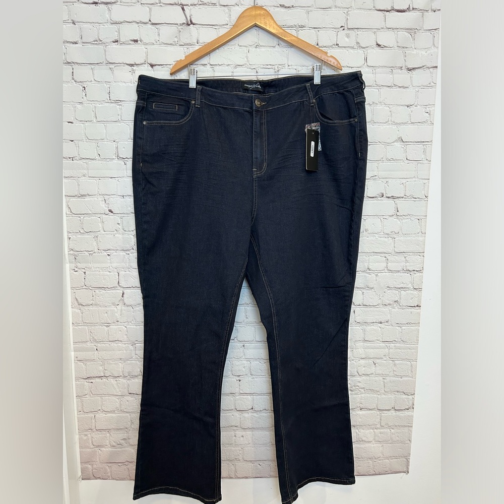 NWT MORGAN & WALLACE Straight Leg Jeans Sz 28